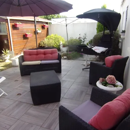 Lit Double Dans Pavillon , Chez Lilyanne 民宿