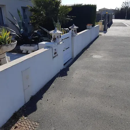 Deux Au Pavillon Ou Il Fait Bon Vivre