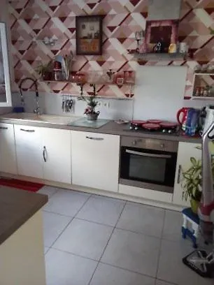 Deux Au Pavillon Ou Il Fait Bon Vivre