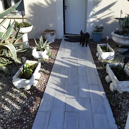 Homestay Lit Double Dans Pavillon , Chez Lilyanne